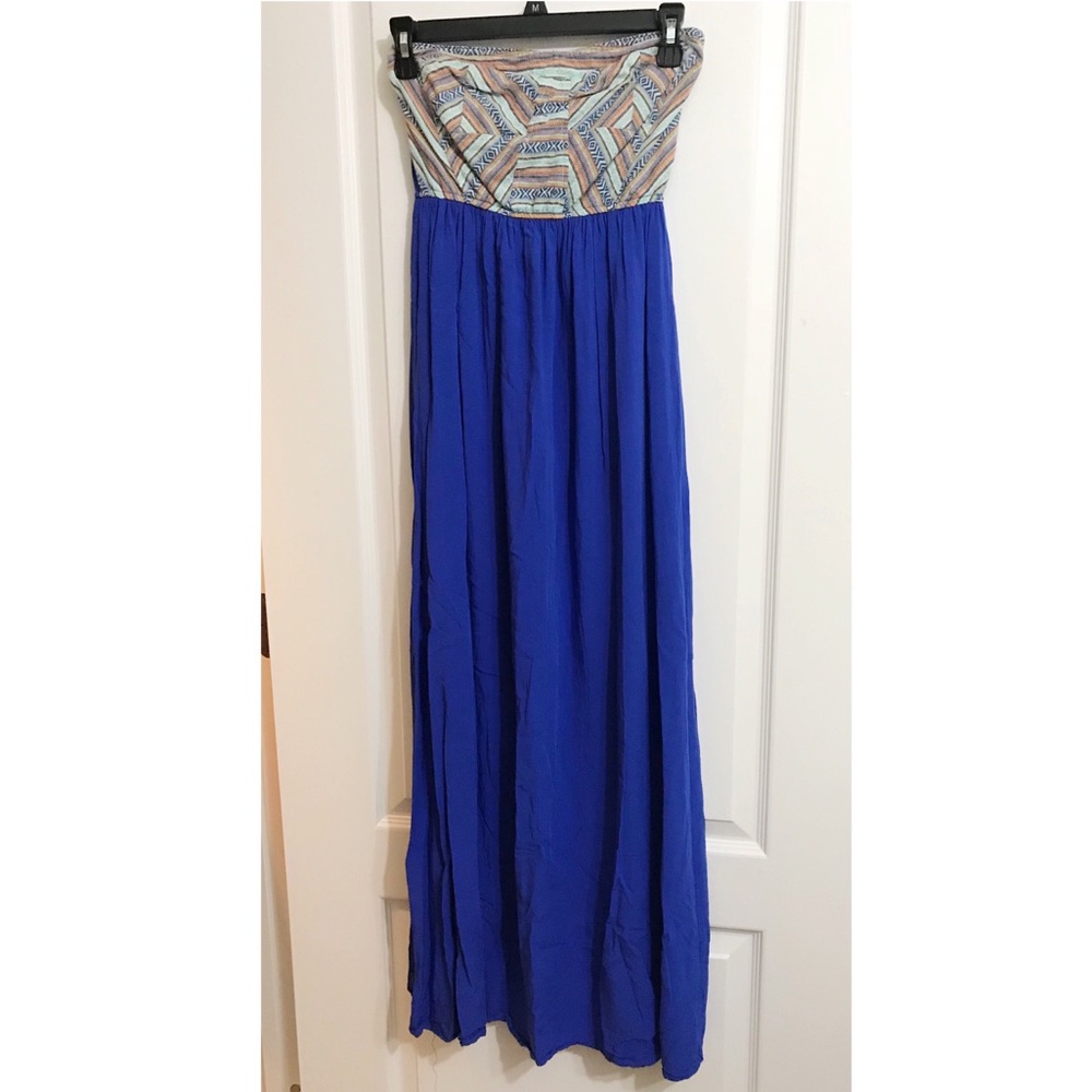 Sleeveless Maxi Dress